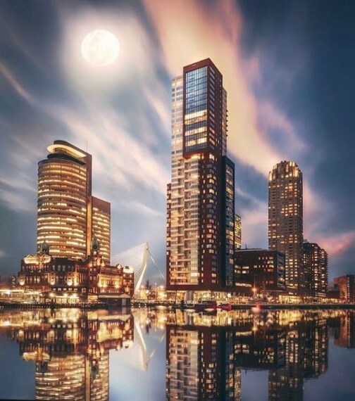 Explore Rotterdams Architecture-1